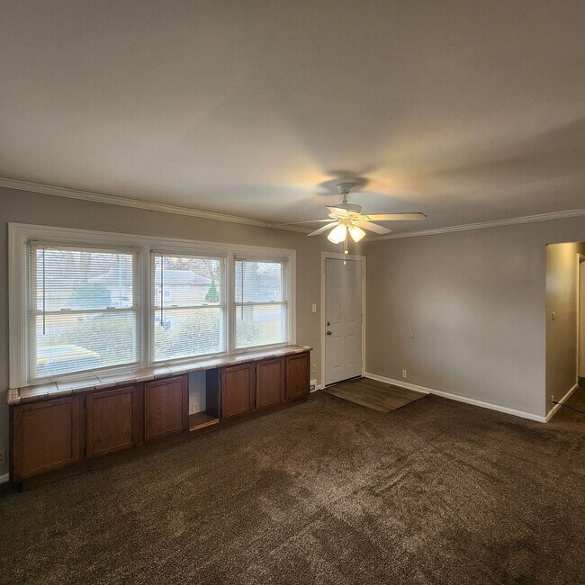 Building Photo - Charming 3 bedroom, 1 bathroom home  in Ka...