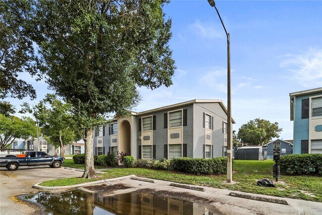 Foto del edificio - 2547 N Alafaya Trail