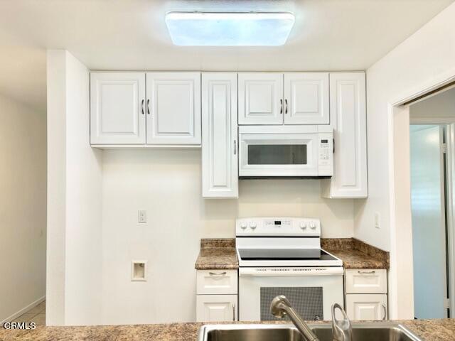 Building Photo - 377 E Surfside Dr