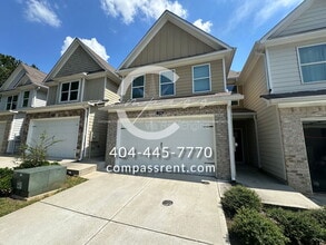 Building Photo - 226 Lyndon Wy NW