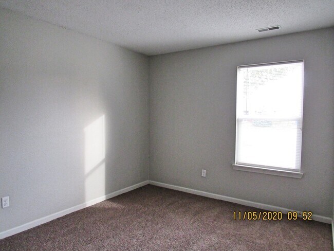 Building Photo - 5512 Wood Hollow Dr, Indpls, IN 46239