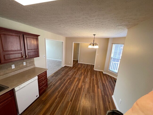 Foto del edificio - Nice 3 Bedroom Home For Rent