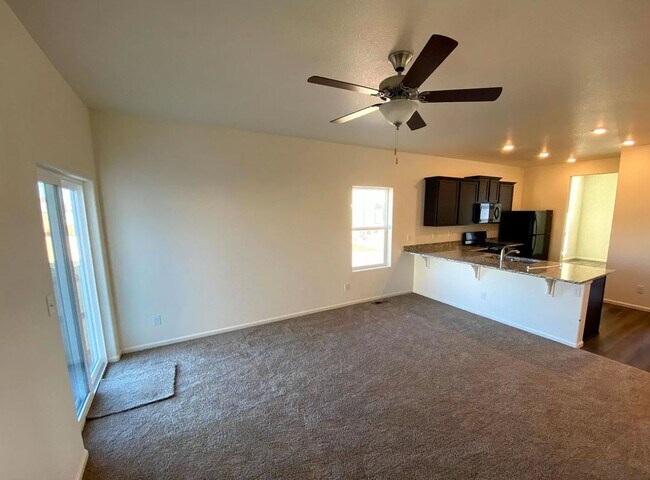 Foto del edificio - 9764 Chalkstone Ln