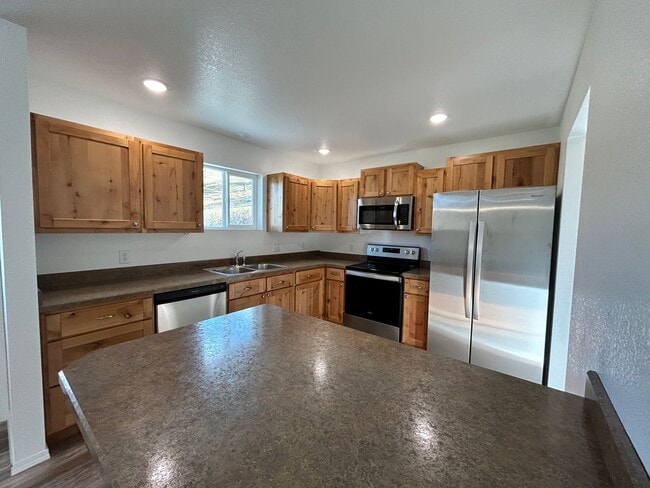 Building Photo - Beautiful Florence home