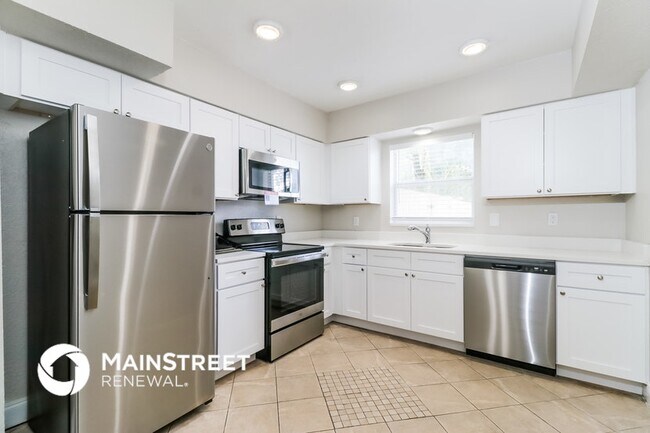 Foto del edificio - 9313 N 16th St