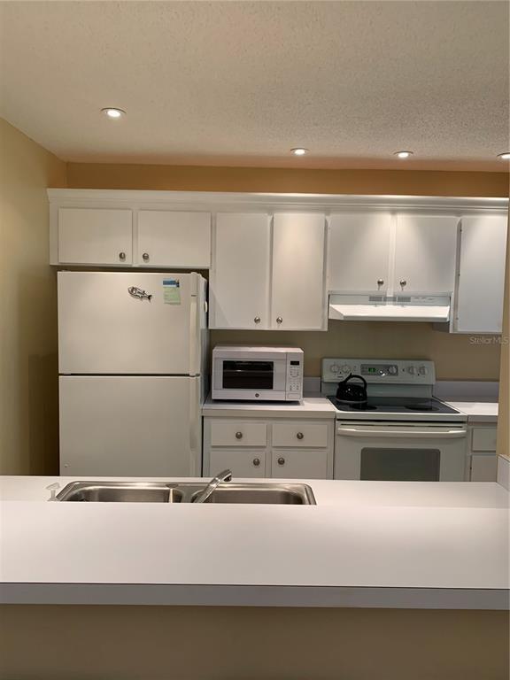 Building Photo - 1717 Pelican Cove Rd
