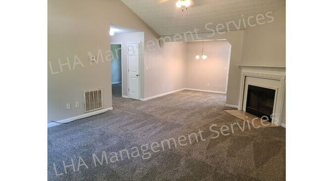 Foto del edificio - 868 Scott Rd