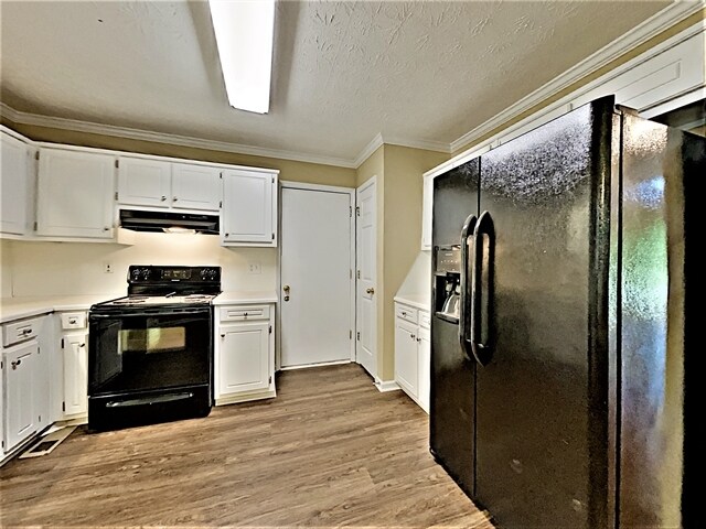 Building Photo - 990 Thornwood Lane