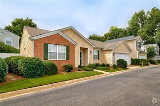 Building Photo - 224 Harmony Ct