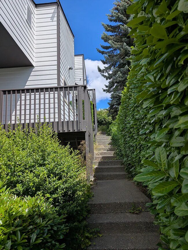 Foto del edificio - 8100 Delridge Way SW