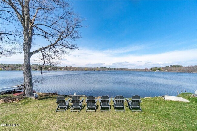 Foto del edificio - 15 Chase Ln