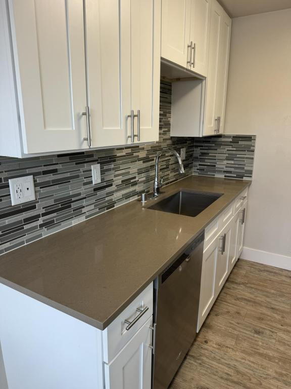 Building Photo - 1685 Whitwood Ln