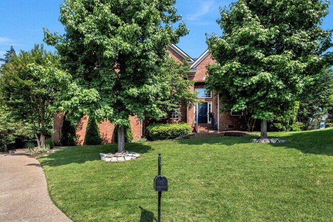 Building Photo - 415 Enclave Ct