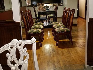 Foto del edificio - 326 Bertram Ave