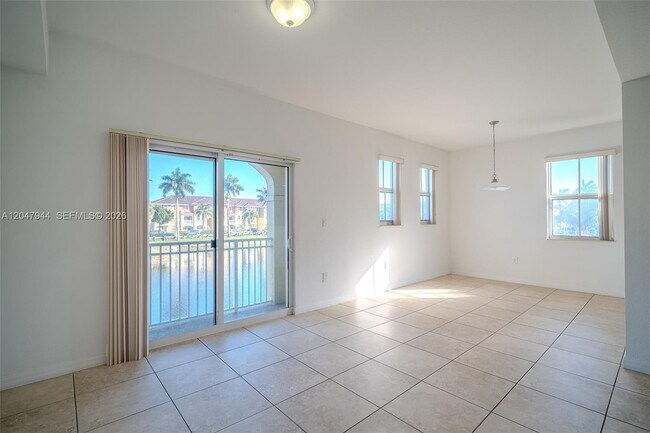 Foto del edificio - 10855 NW 88th Terrace