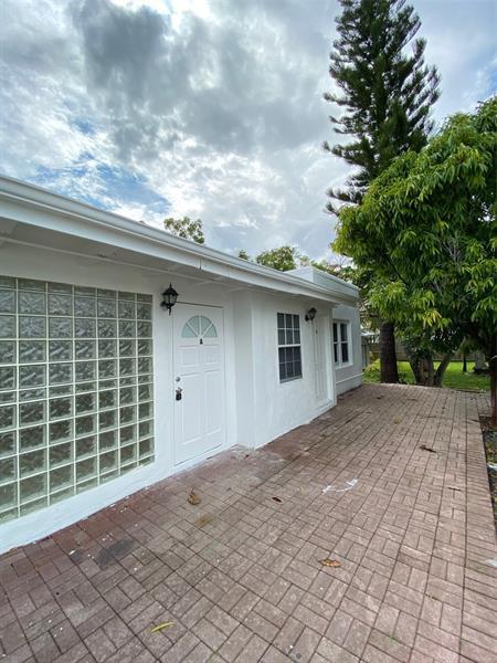 Foto principal - 1820 Funston St