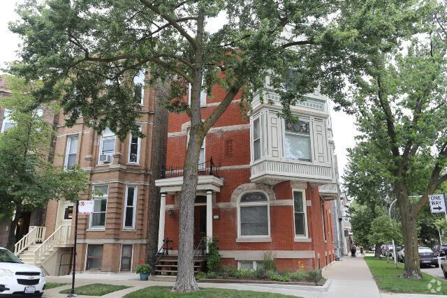 Building Photo - 3358 N Seminary Ave