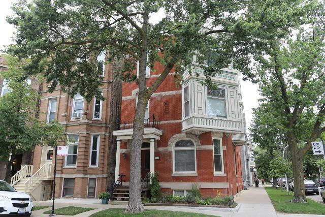 Primary Photo - 3358 N Seminary Ave