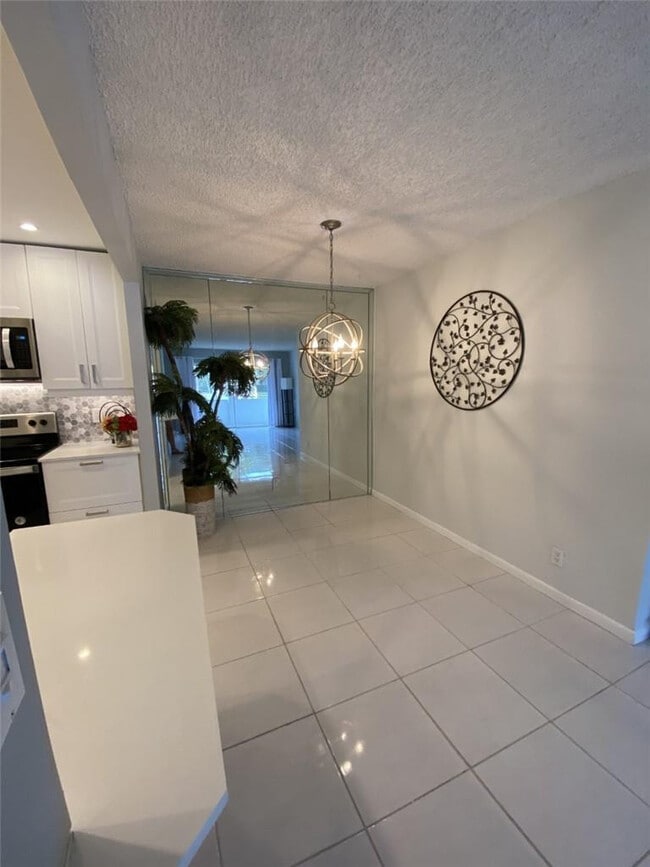 Foto del edificio - 21 Jacaranda Dr