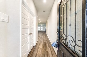 Building Photo - 1218 Glendora Dr