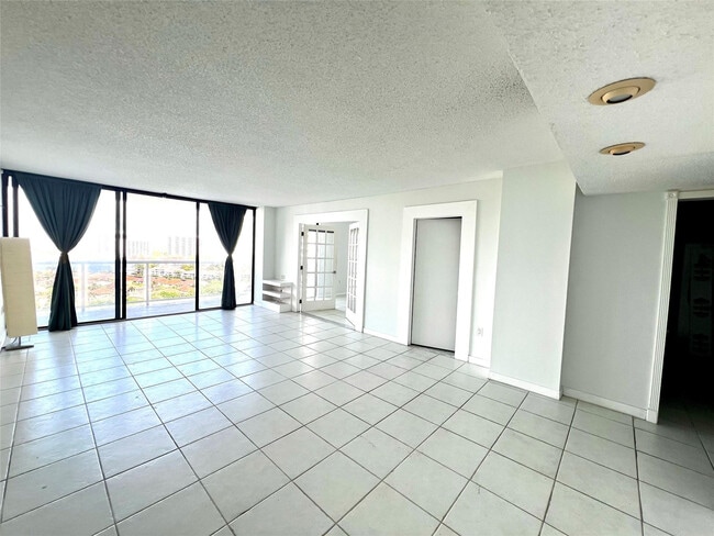 Foto del edificio - 20515 E Country Club Dr