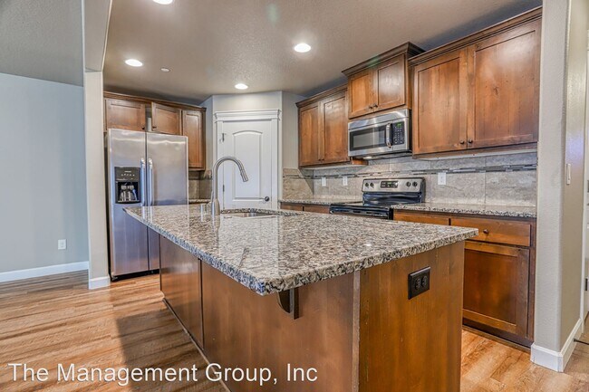 Foto del edificio - 4 br, 3 bath House - 8226 NE 20th Street