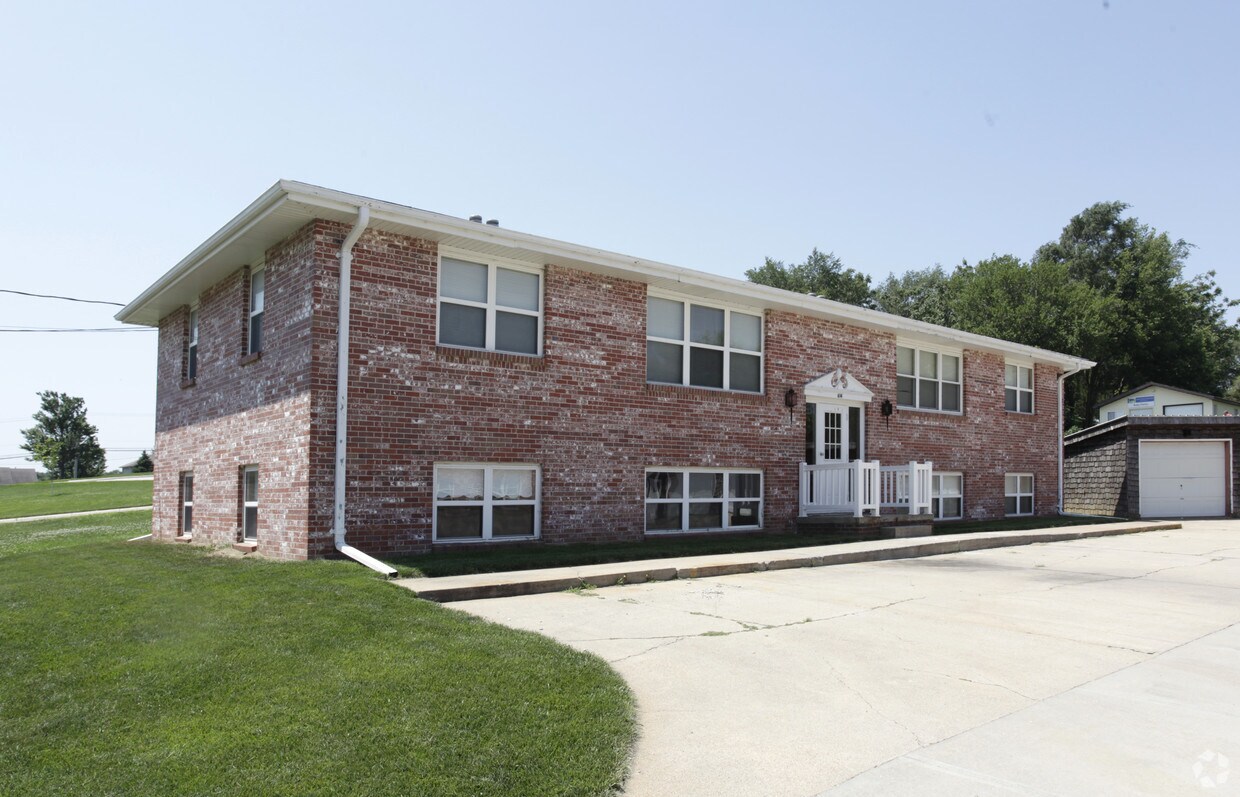 Building Photo - 610-614 S 18th St