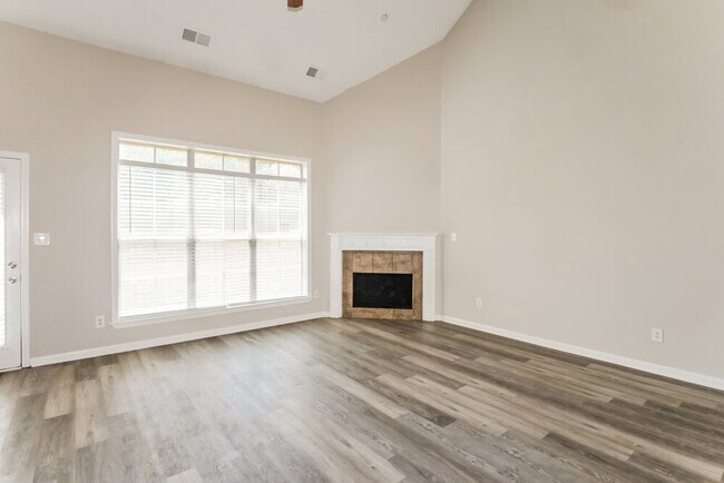 Foto del edificio - 1043 Averett Cove