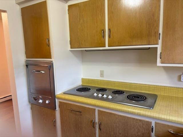 Foto del edificio - 921 Haywood Dr