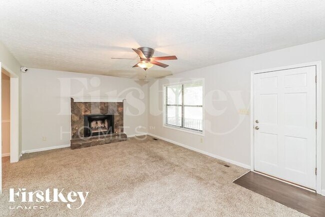 Foto del edificio - 1084 Stoney Creek Ln