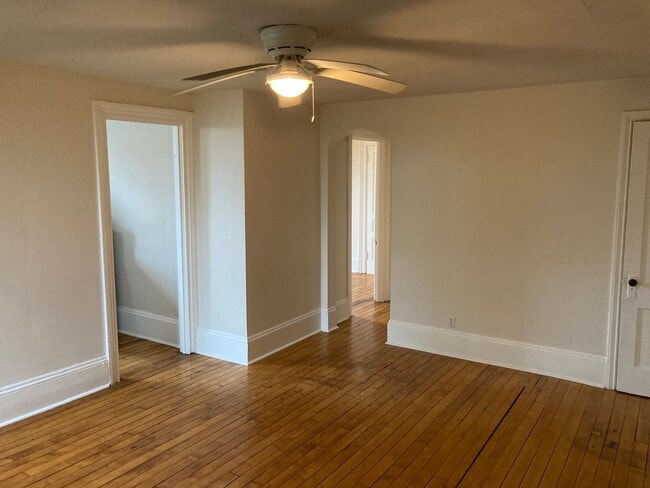 Foto del edificio - 1517 Plainfield Ave NE