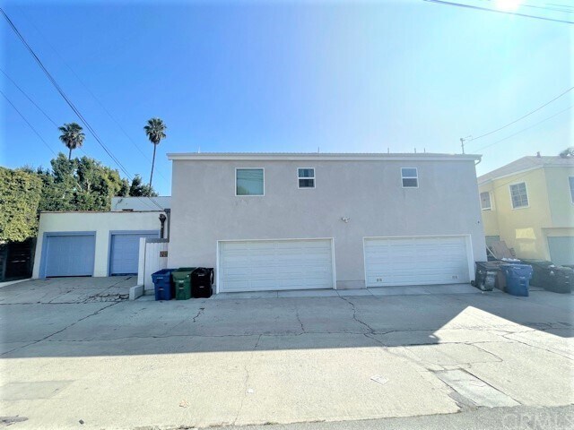 Foto principal - 10573 Ayres Ave