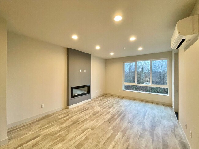 Foto del edificio - Great TownHome For Rent