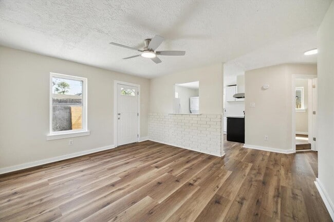 Foto del edificio - 2802 Hardy St