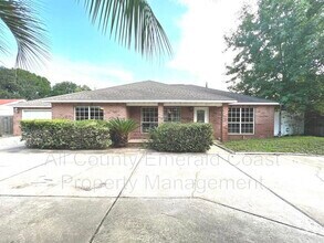Building Photo - 717 Legion Dr