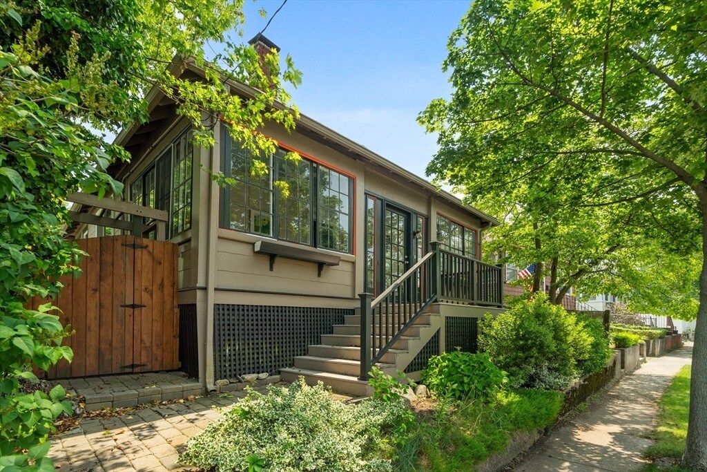 Primary Photo - 15 Herbert Rd