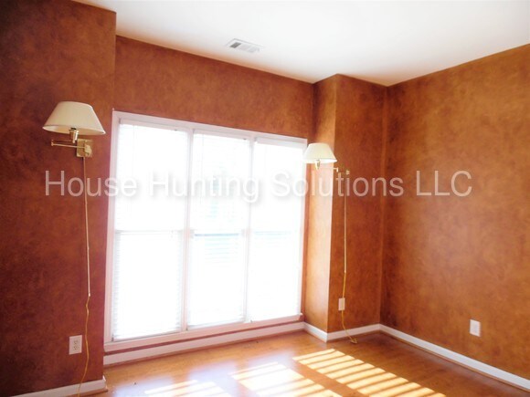 Building Photo - 4915 Tidewater Way