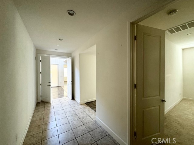 Building Photo - 682 N San Ardo Dr