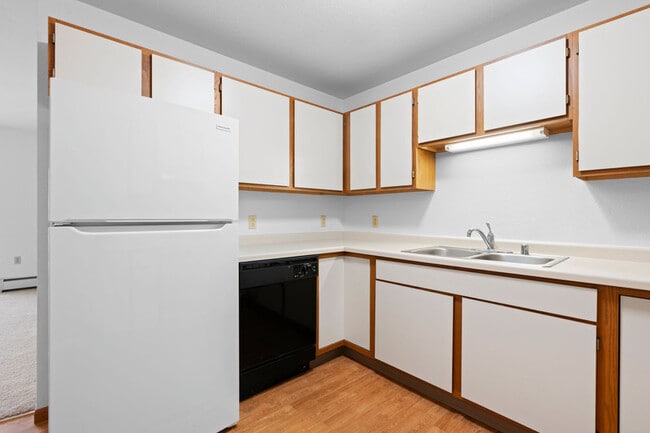 Building Photo - Keystone Manor