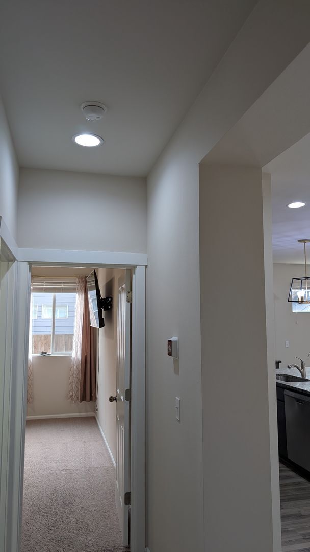 Foto del edificio - 5 bedroom Marysville 2 story home