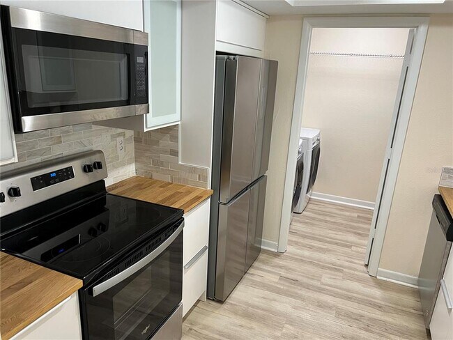 Foto del edificio - 2583 Countryside Blvd