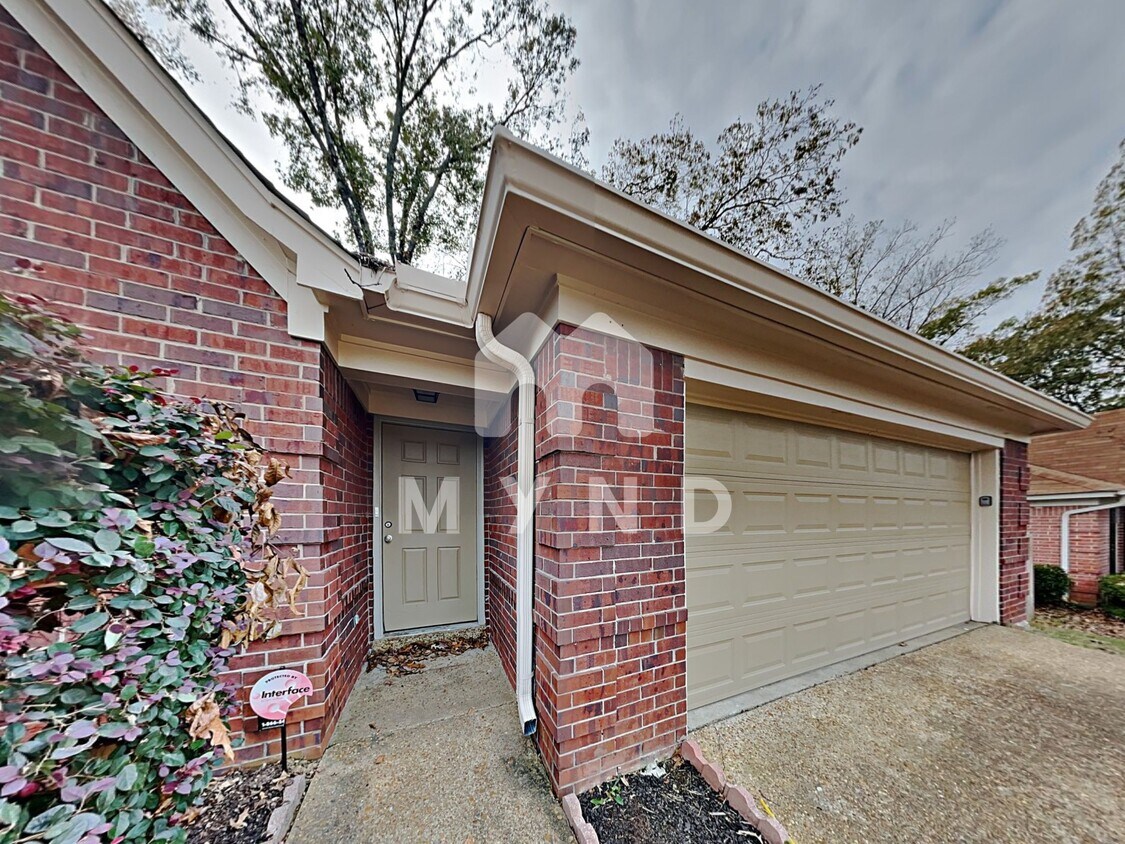 Primary Photo - 7843 Freehold Dr