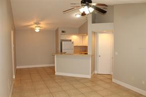 Building Photo - 4560 Commander Dr