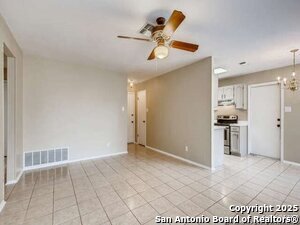 Foto del edificio - 5946 Cliff Bank St