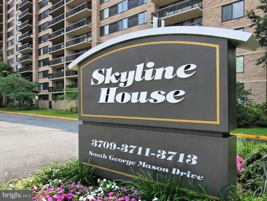 Foto del edificio - 3709 S George Mason Dr