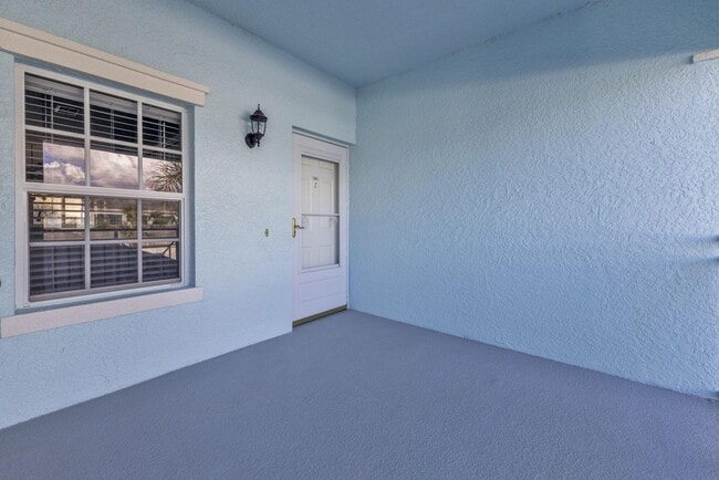 Building Photo - 5763 Sabal Trace Dr