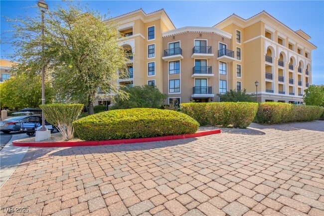 Building Photo - 29 Montelago Blvd