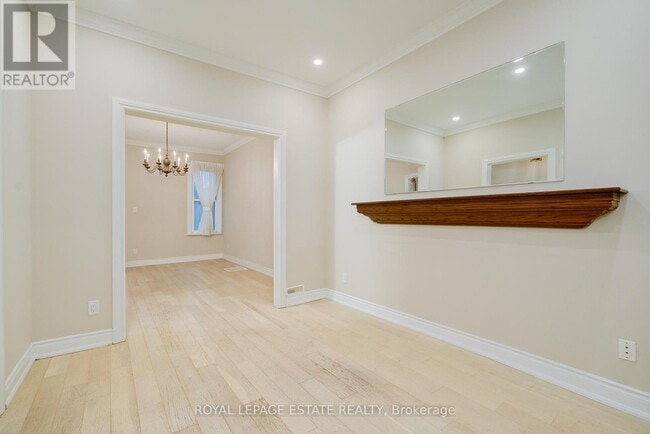 Building Photo - 361 Brock Ave