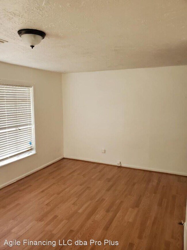 Foto del edificio - 3 br, 2 bath House - 9922 Gloyna Street
