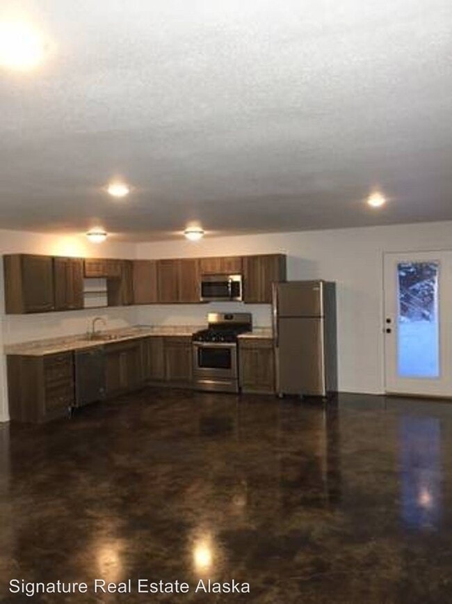 Building Photo - 2391 N Meadow Lakes Dr